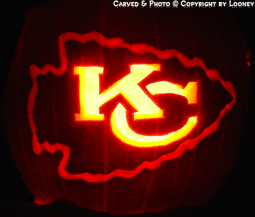 Kansas City Chiefs in Sports Looney Custom Carved Pumpkins & Magic ...